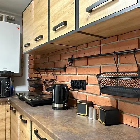 Δωμάτια σε οικογενειακή κατοικία Brand